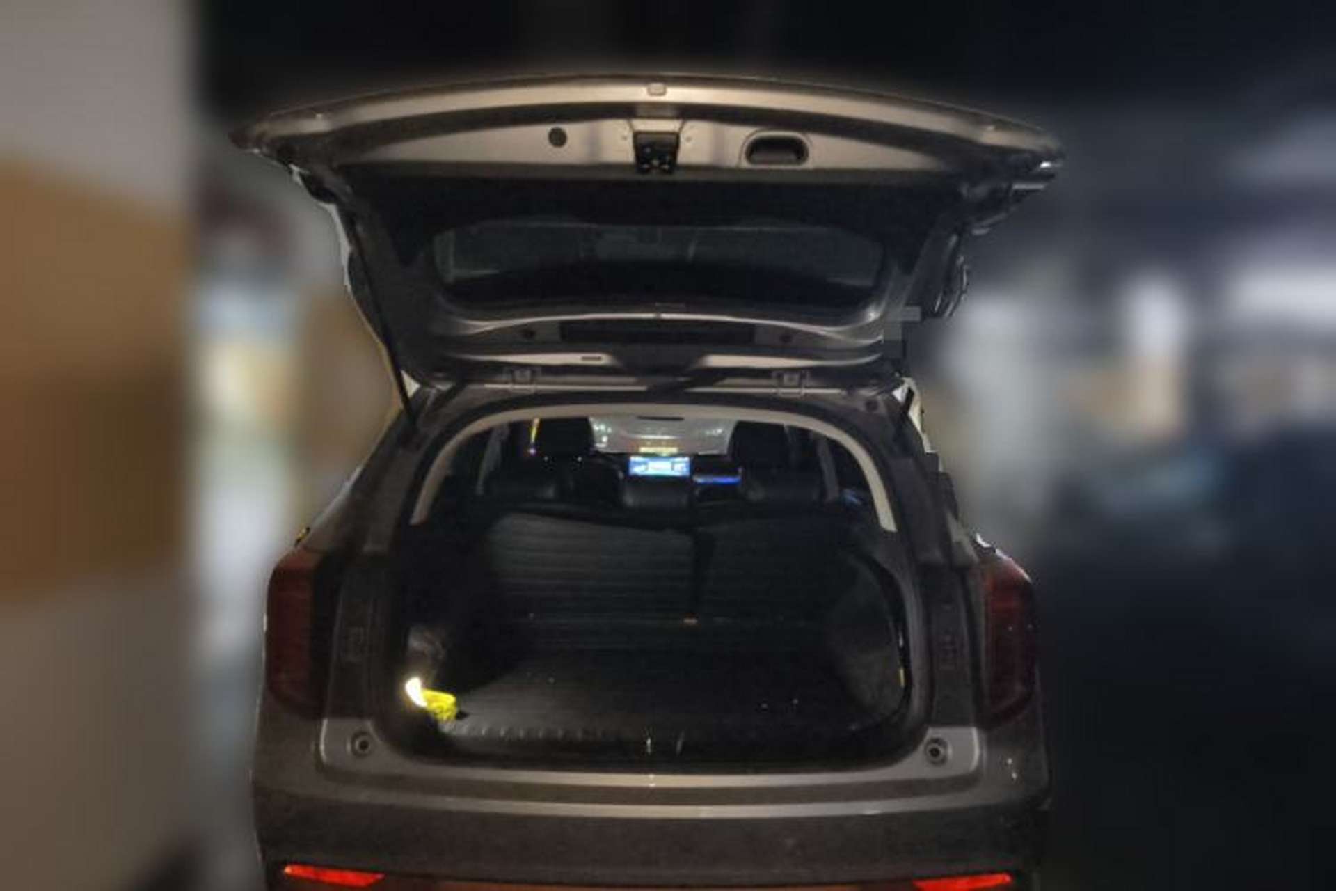 Used Haval JOLION 2021 1.5T Automatic Four-Door Version Trunk