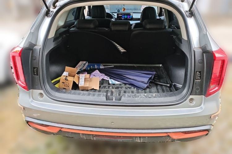 Used Haval JOLION 2021 1.5T Automatic Grand Three-Volume Version Trunk