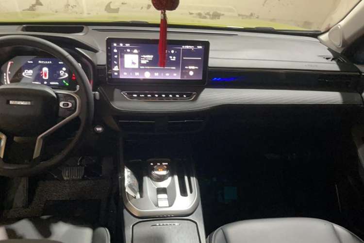 Used Haval JOLION 2021 1.5T Automatic Four-Door Version Audio And AC Panel