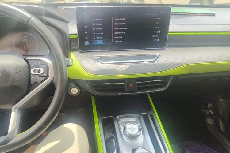 Used Haval JOLION 2021 1.5T Automatic Four-Door Version Audio And AC Panel