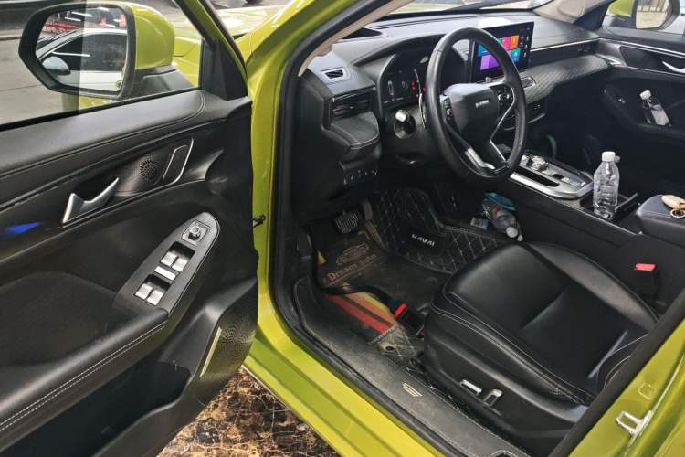 Used Haval JOLION 2021 1.5T Automatic Four-Door Version Driver Seat