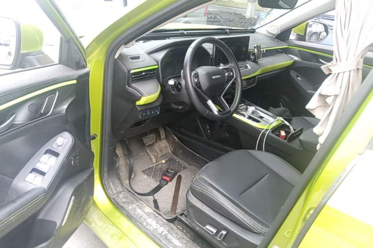 Used Haval JOLION 2021 1.5T Automatic Four-Door Version Driver Seat