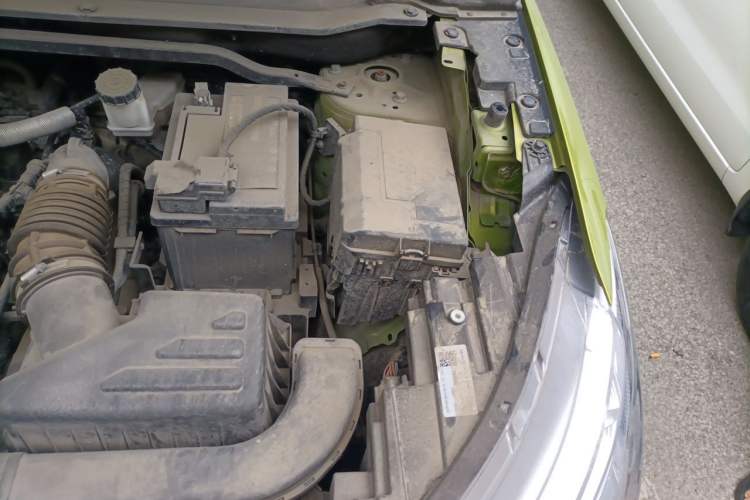 Used Haval JOLION 2021 1.5T Automatic Grand Three-Volume Version Engine Bay Left