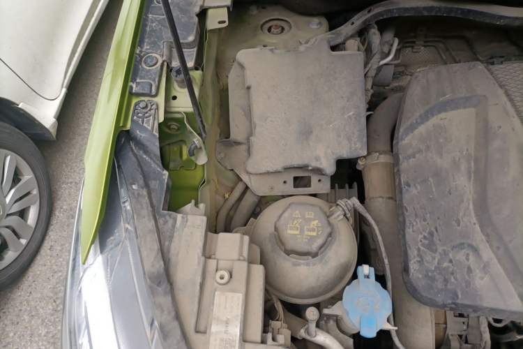 Used Haval JOLION 2021 1.5T Automatic Grand Three-Volume Version Engine Bay Right
