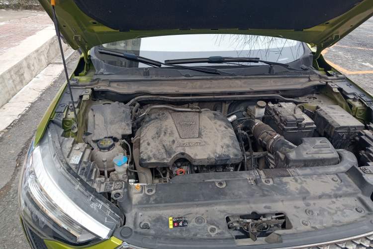 Used Haval JOLION 2021 1.5T Automatic Four-Door Version Engine Bay Right