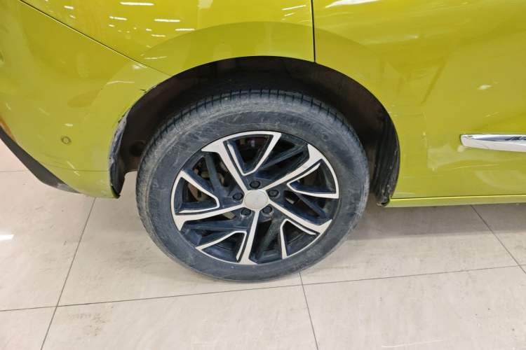 Used Haval JOLION 2021 1.5T Automatic Four-Door Version Exterior 5