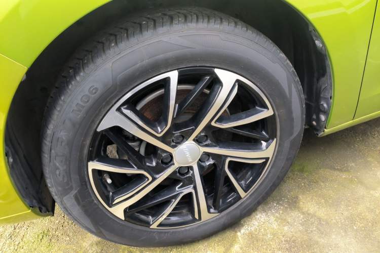 Used Haval JOLION 2021 1.5T Automatic Grand Three-Volume Version Exterior 7