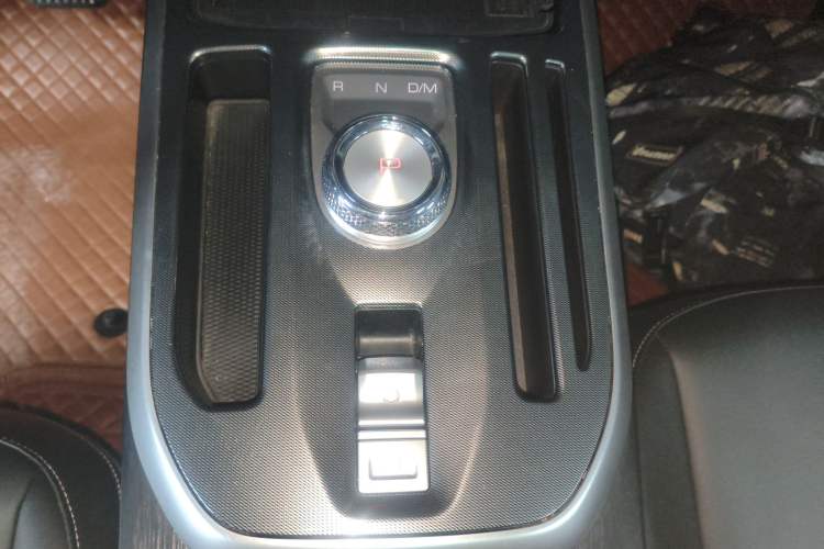 Used Haval JOLION 2021 1.5T Automatic Four-Door Version Gear Lever