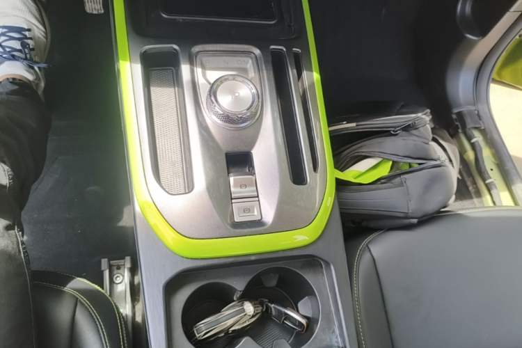 Used Haval JOLION 2021 1.5T Automatic Four-Door Version Gear Lever