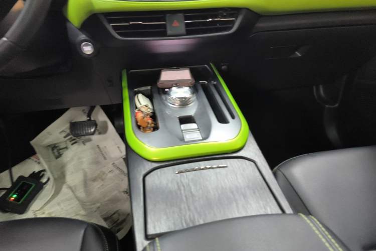 Used Haval JOLION 2021 1.5T Automatic Four-Door Version Gear Lever