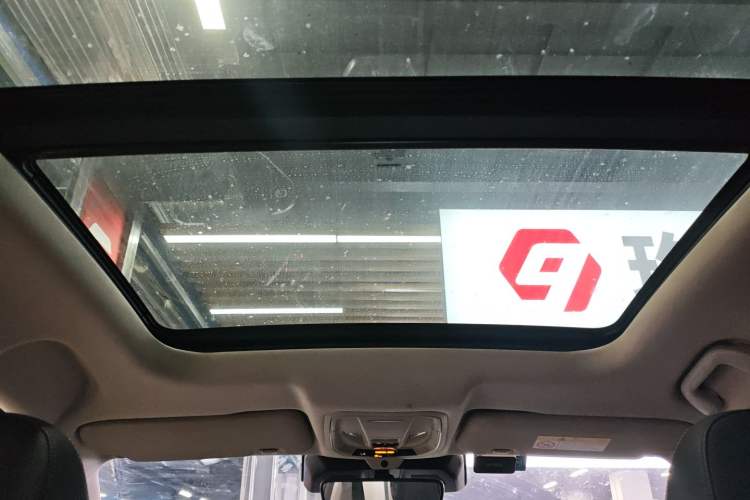 Used Haval JOLION 2021 1.5T Automatic Four-Door Version Headliner