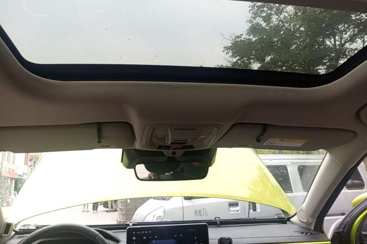 Used Haval JOLION 2021 1.5T Automatic Four-Door Version Headliner