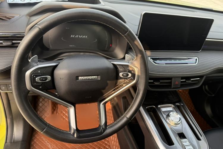 Used Haval JOLION 2021 1.5T Automatic Four-Door Version Interior 4