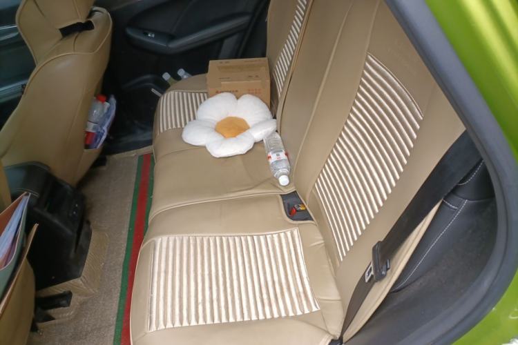 Used Haval JOLION 2021 1.5T Automatic Grand Three-Volume Version Left Rear Seat