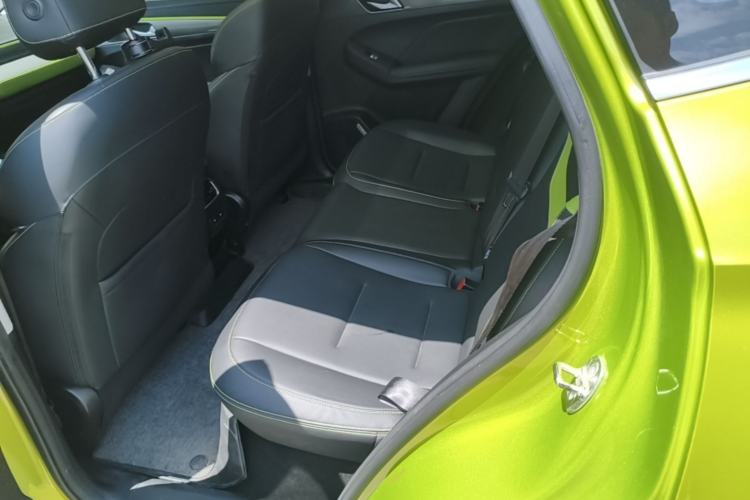 Used Haval JOLION 2021 1.5T Automatic Four-Door Version Left Rear Seat