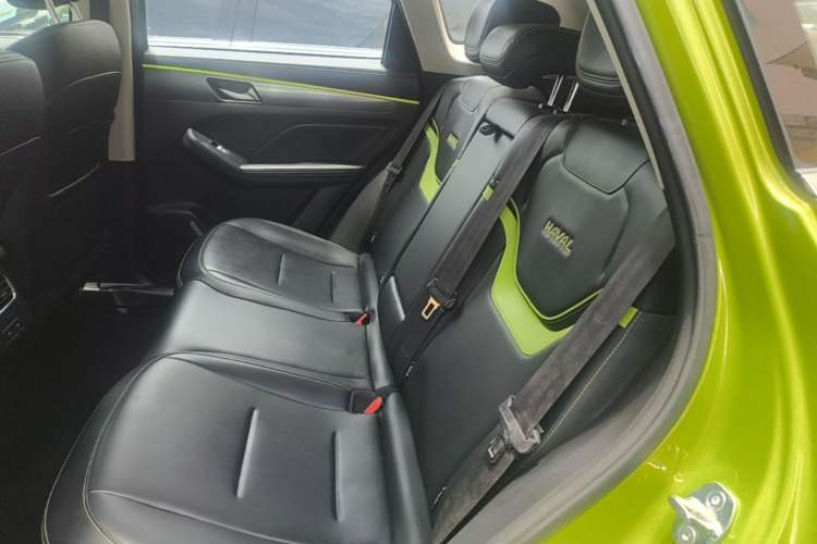 Used Haval JOLION 2021 1.5T Automatic Four-Door Version Left Rear Seat