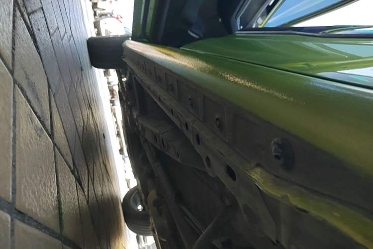 Used Haval JOLION 2021 1.5T Automatic Four-Door Version Left Side Sill