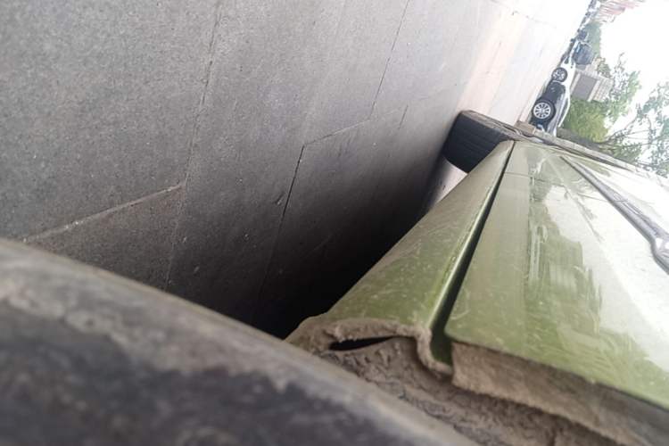 Used Haval JOLION 2021 1.5T Automatic Four-Door Version Left Side Sill