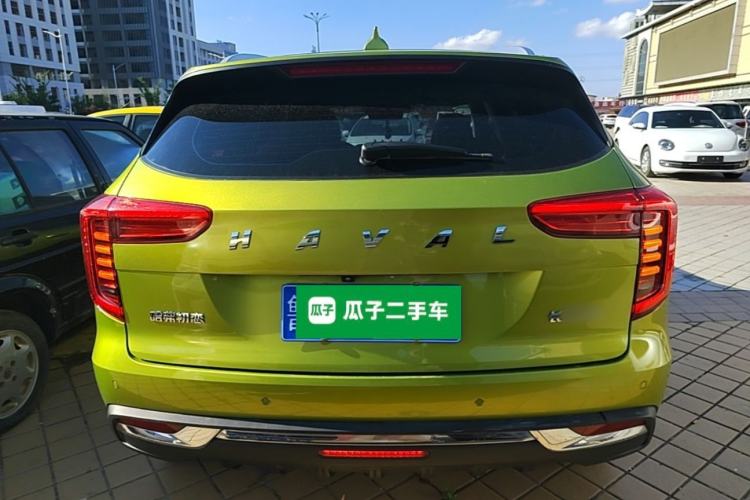 Used Haval JOLION 2021 1.5T Automatic Four-Door Version Rear