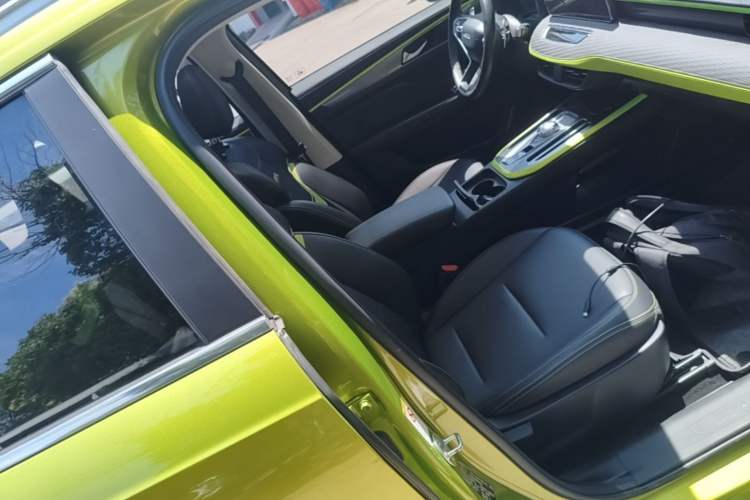 Used Haval JOLION 2021 1.5T Automatic Four-Door Version Right Front Seat
