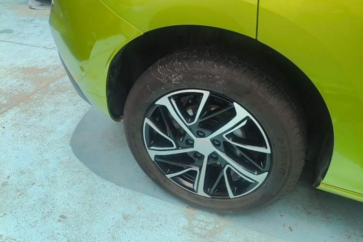 Used Haval JOLION 2021 1.5T Automatic Four-Door Version Right Rear Wheel Hub