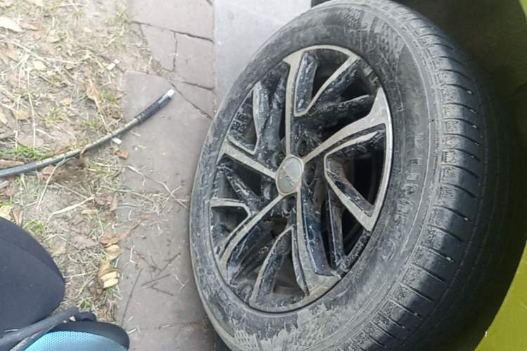Used Haval JOLION 2021 1.5T Automatic Four-Door Version Right Rear Wheel Hub