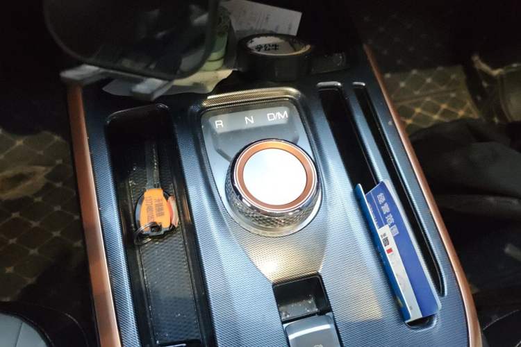 Used Haval JOLION 2021 1.5T Automatic Grand Three-Volume Version Gear Lever