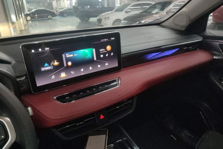 Used Haval JOLION 2021 1.5T Automatic Four-Door Version Audio And AC Panel