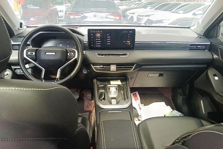 Used Haval JOLION 2021 1.5T Automatic Four-Door Version Center Console