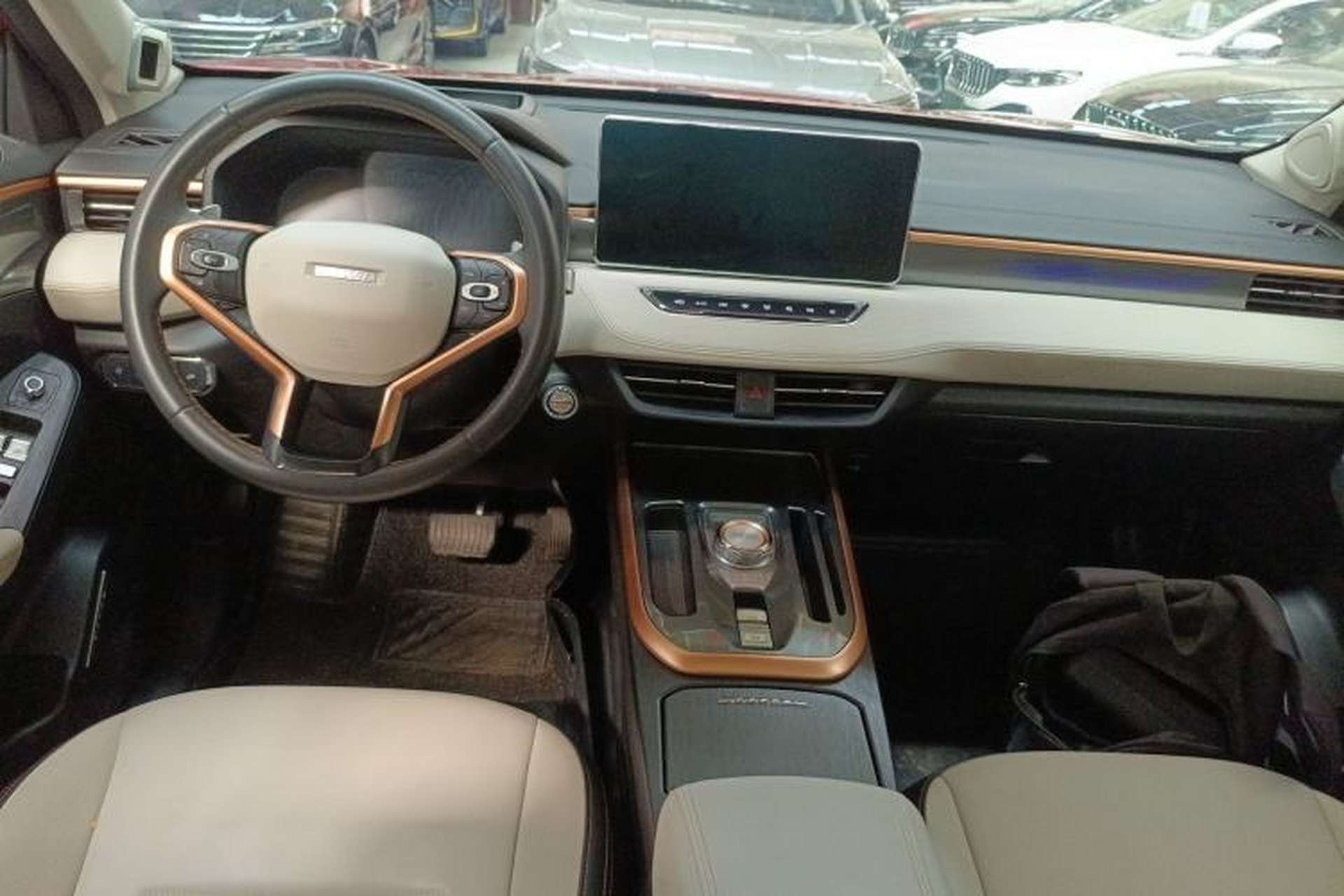 Used Haval JOLION 2021 1.5T Automatic Four-Door Version Center Console