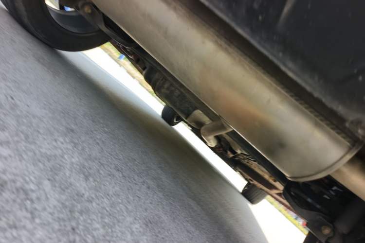 Used Haval JOLION 2021 1.5T Automatic Four-Door Version Chassis Rear