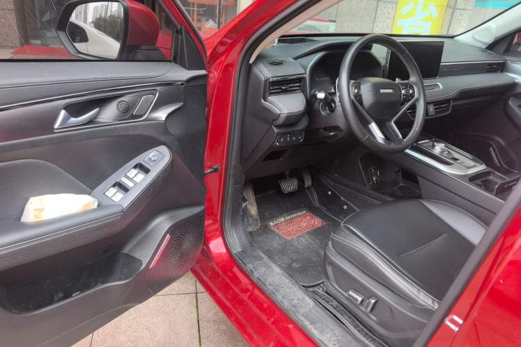 Used Haval JOLION 2021 1.5T Automatic Four-Door Version Driver Seat