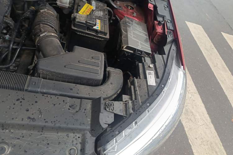 Used Haval JOLION 2021 1.5T Automatic Grand Three-Volume Version Engine Bay Left