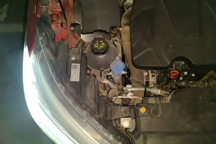Used Haval JOLION 2021 1.5T Automatic Four-Door Version Engine Bay Right