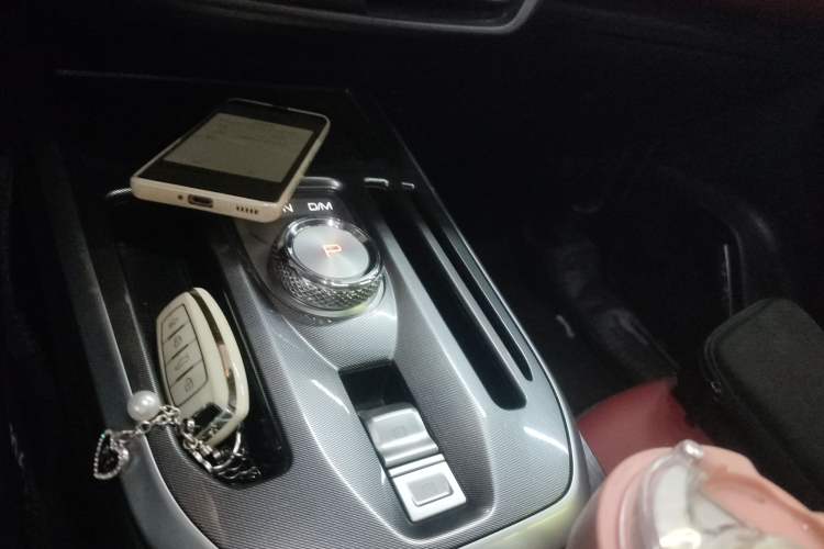 Used Haval JOLION 2021 1.5T Automatic Four-Door Version Gear Lever