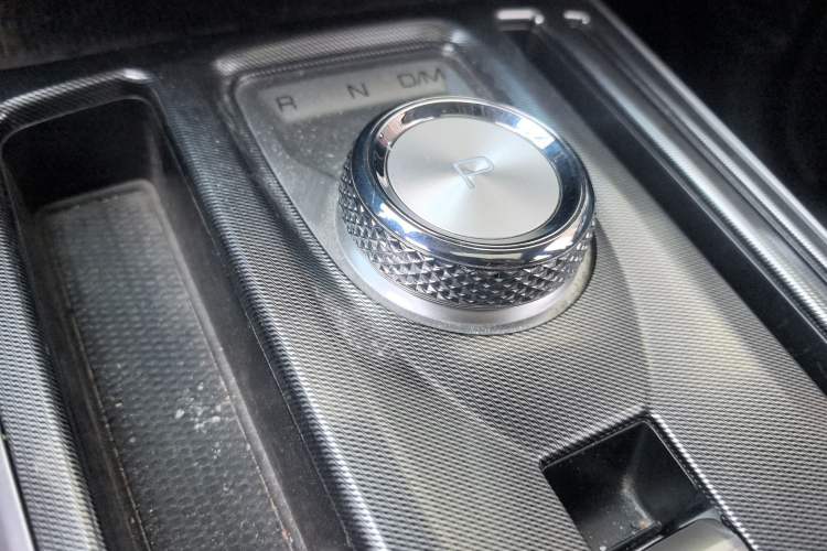 Used Haval JOLION 2021 1.5T Automatic Four-Door Version Gear Lever