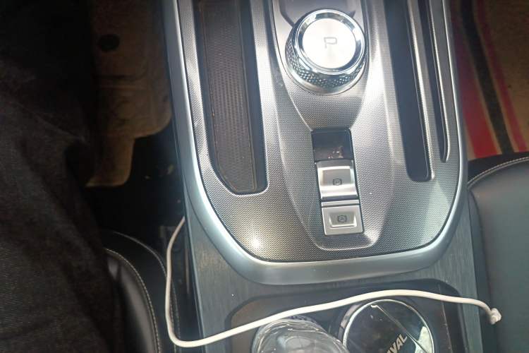 Used Haval JOLION 2021 1.5T Automatic Grand Three-Volume Version Gear Lever
