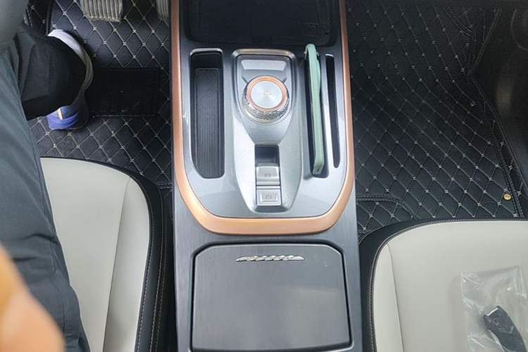 Used Haval JOLION 2021 1.5T Automatic Grand Three-Volume Version Gear Lever