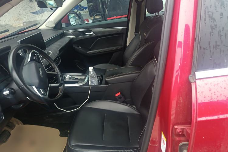 Used Haval JOLION 2021 1.5T Automatic Grand Three-Volume Version Left Front Seat