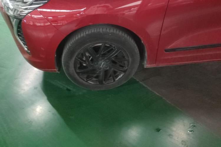 Used Haval JOLION 2021 1.5T Automatic Four-Door Version Left Front Wheel Hub