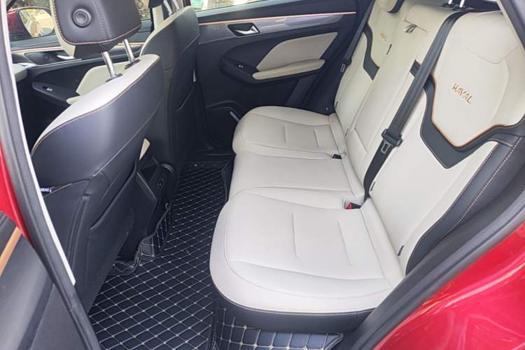 Used Haval JOLION 2021 1.5T Automatic Grand Three-Volume Version Left Rear Seat