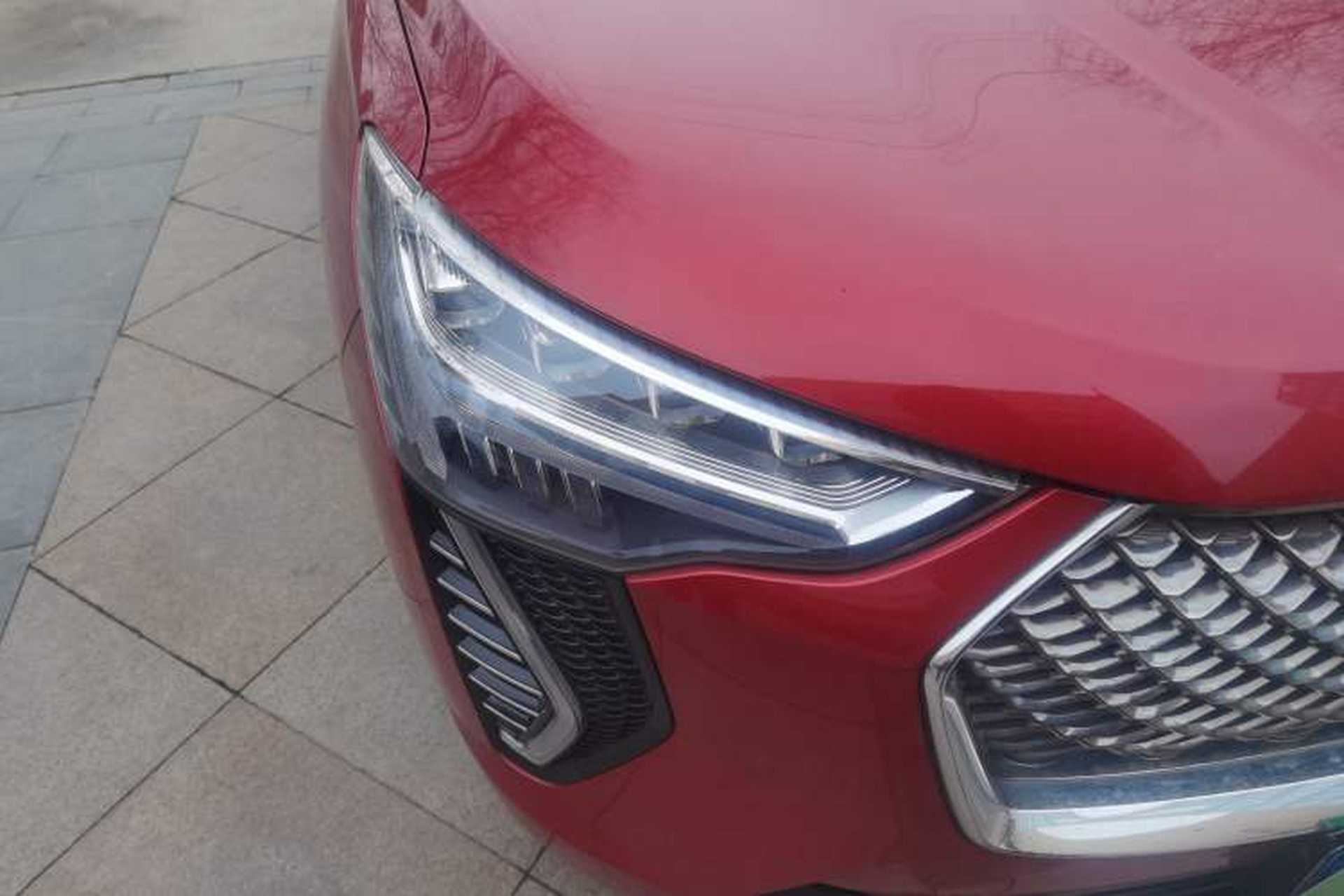 Used Haval JOLION 2021 1.5T Automatic Four-Door Version Right Front Headlight