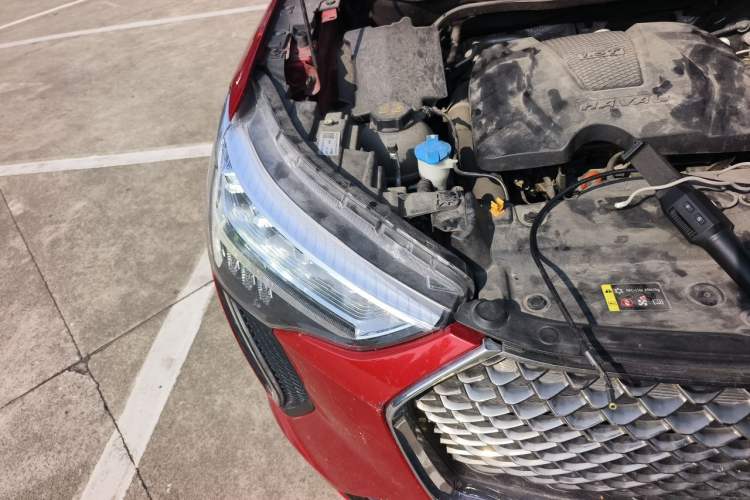 Used Haval JOLION 2021 1.5T Automatic Four-Door Version Right Front Headlight