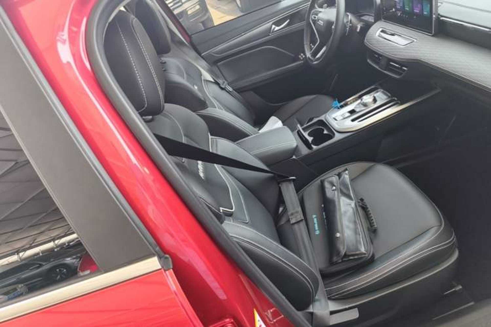 Used Haval JOLION 2021 1.5T Automatic Grand Three-Volume Version Right Front Seat