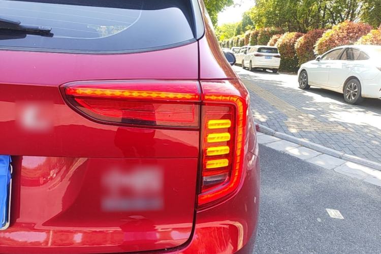 Used Haval JOLION 2021 1.5T Automatic Grand Three-Volume Version Right Rear Taillight