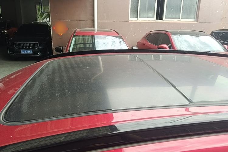 Used Haval JOLION 2021 1.5T Automatic Four-Door Version Roof