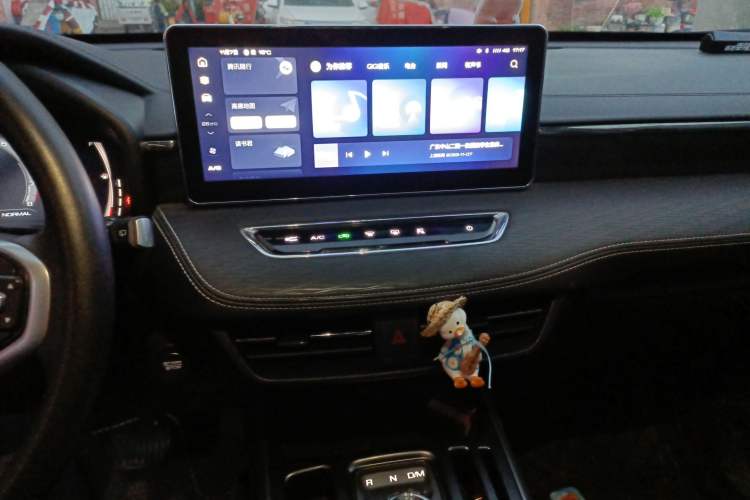 Used Haval JOLION 2021 1.5T Automatic Grand Three-Volume Version Audio And AC Panel