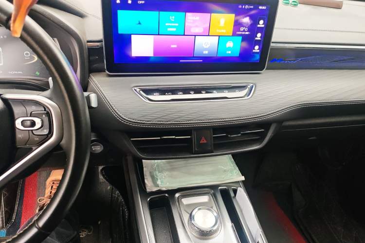 Used Haval JOLION 2021 1.5T Automatic Four-Door Version Audio And AC Panel