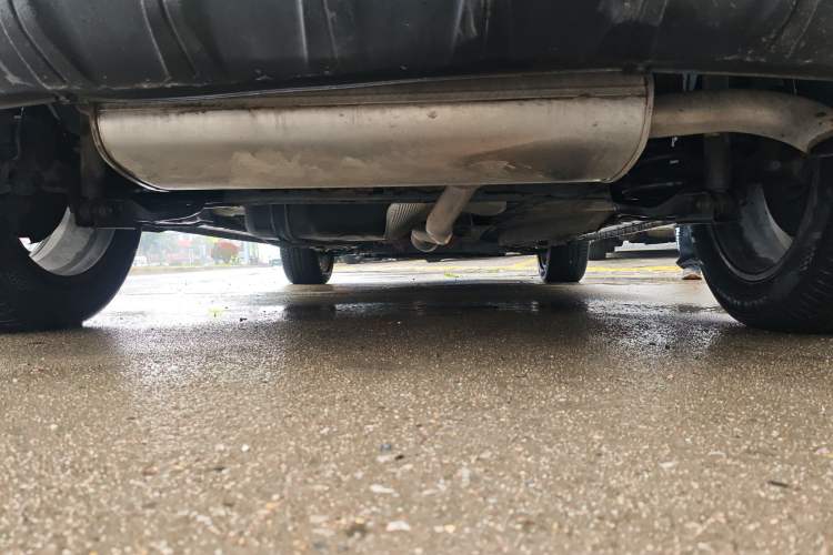 Used Haval JOLION 2021 1.5T Automatic Four-Door Version Chassis Rear