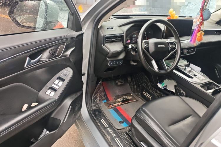 Used Haval JOLION 2021 1.5T Automatic Four-Door Version Driver Seat